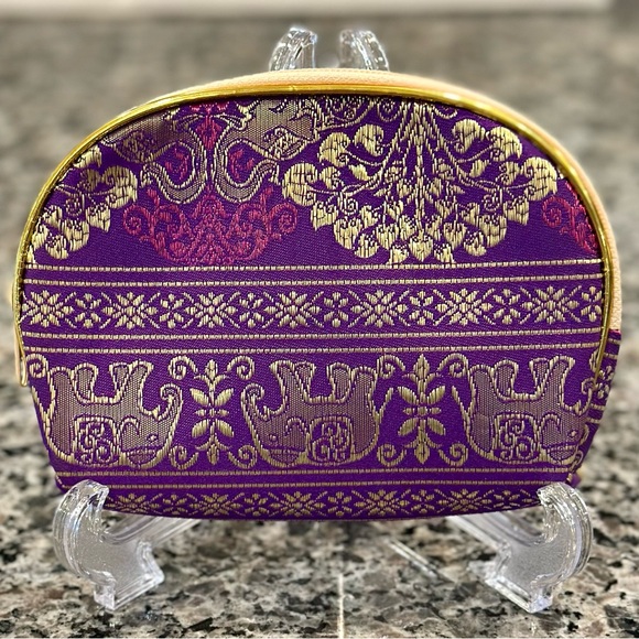 ✨EUC✨ Thai-Made Cosmetic Bag Thai Silk Elephant Purple Gold - Picture 4 of 14